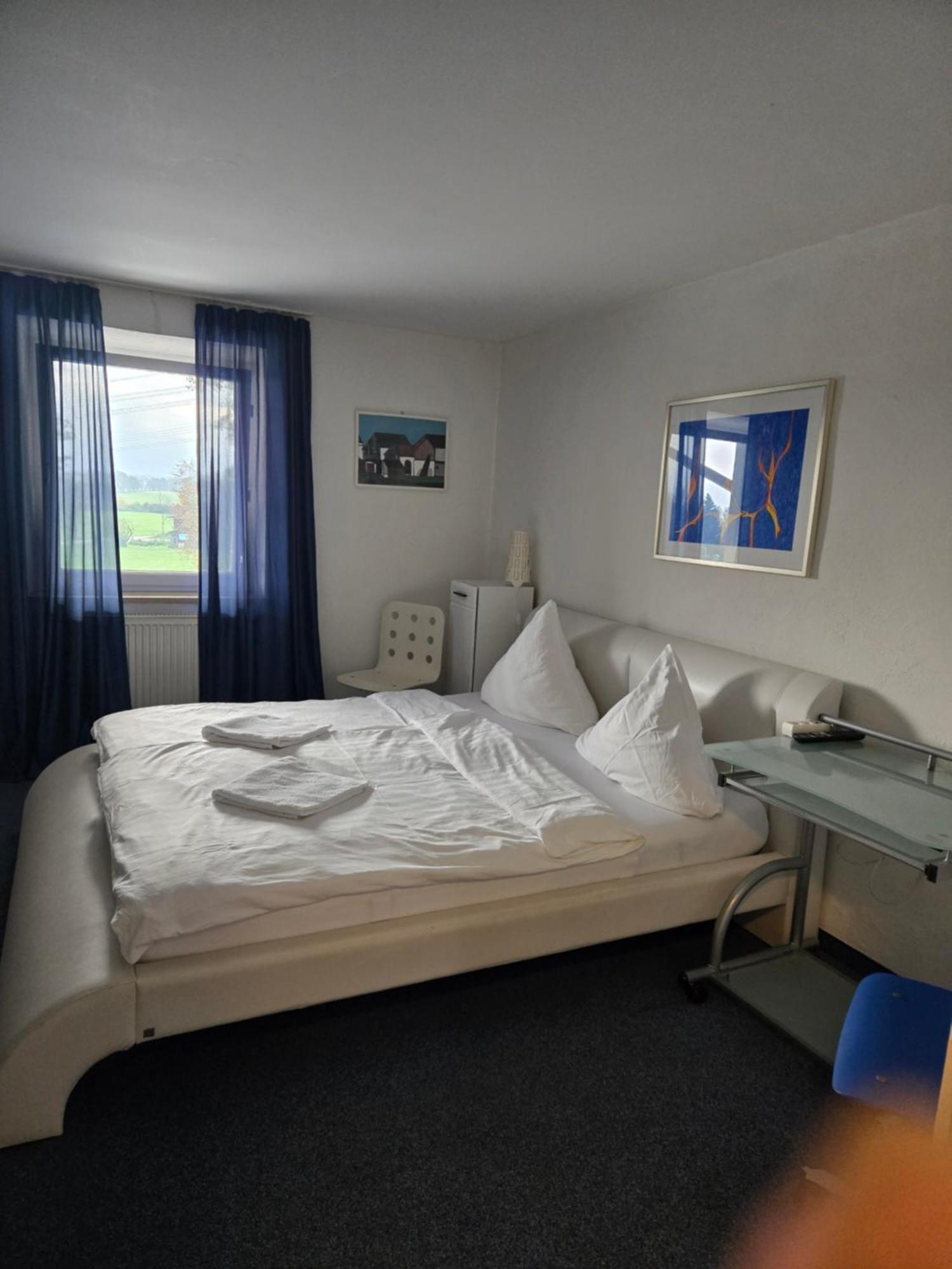 Wald Cafe Hotell Simbach am Inn Eksteriør bilde